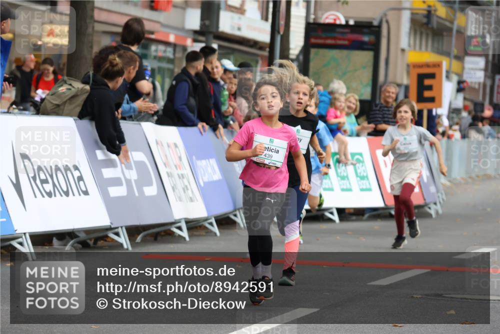 21.09.2025 - PSD Bank Halbmarathon Strokosch-Dieckow http://msf.ph/oto/8942591 21.09.2025 10:31:26 Ziel 147, 148, 287, 311, 326, 352, 376, 414, 439 meine-sportfotos.de