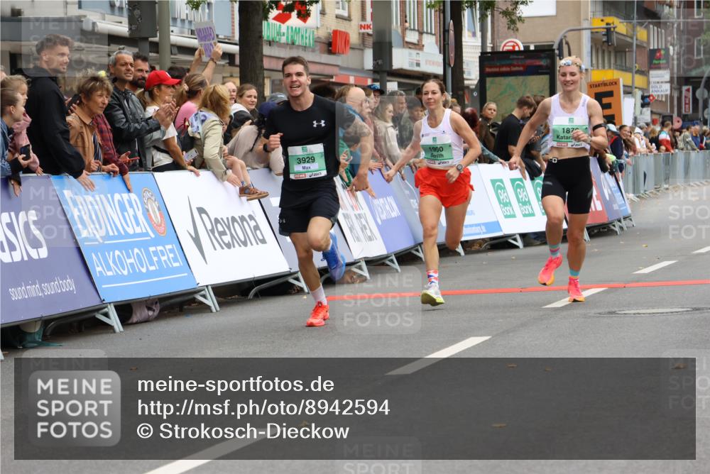 21.09.2025 - PSD Bank Halbmarathon Strokosch-Dieckow http://msf.ph/oto/8942594 21.09.2025 11:32:28 Ziel 1251, 1876, 1900, 2028, 3929 meine-sportfotos.de