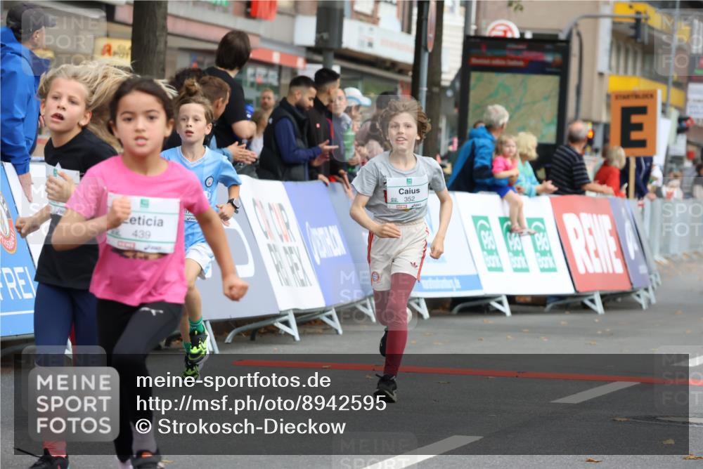 21.09.2025 - PSD Bank Halbmarathon Strokosch-Dieckow http://msf.ph/oto/8942595 21.09.2025 10:31:27 Ziel 147, 148, 287, 326, 352, 414, 439 meine-sportfotos.de