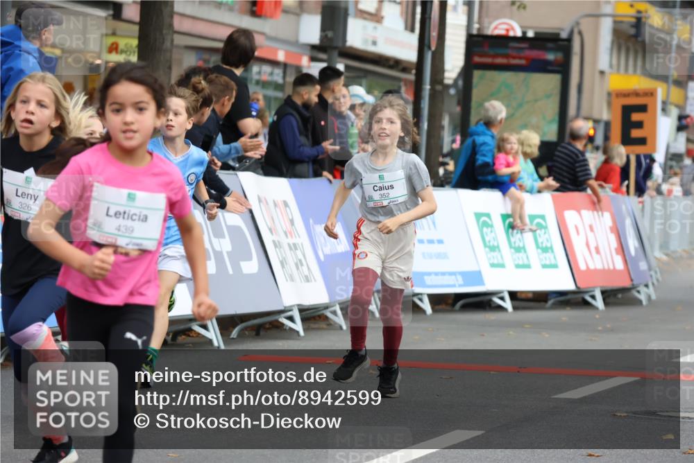 21.09.2025 - PSD Bank Halbmarathon Strokosch-Dieckow http://msf.ph/oto/8942599 21.09.2025 10:31:28 Ziel 147, 148, 224, 287, 326, 352, 414, 439, 454 meine-sportfotos.de