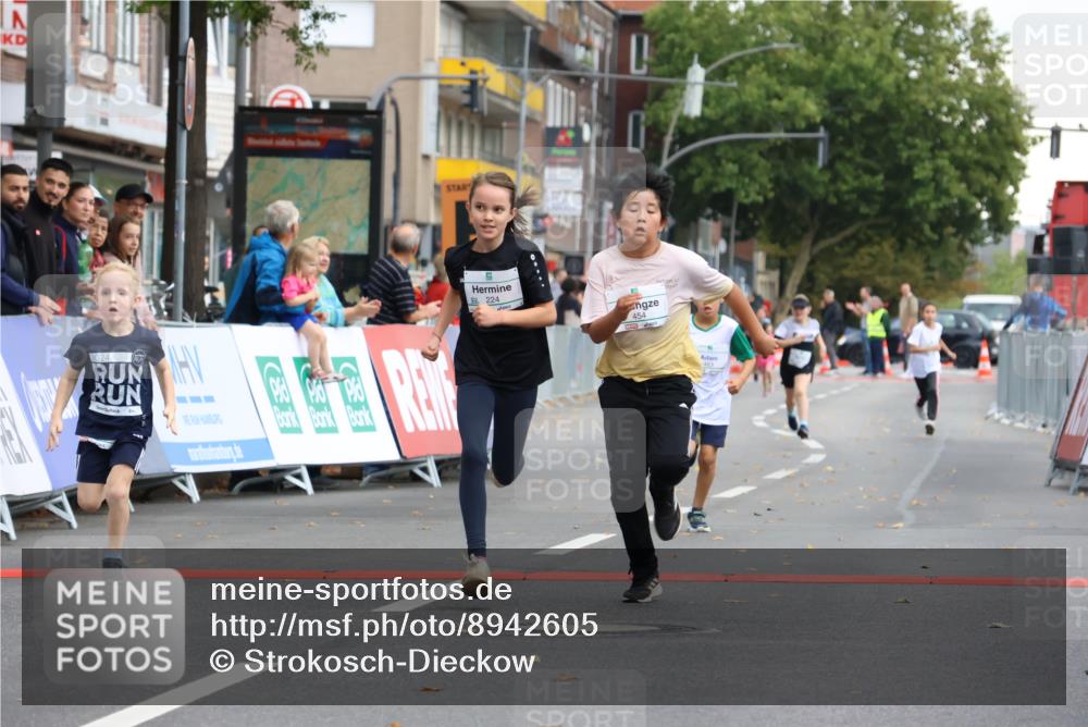 21.09.2025 - PSD Bank Halbmarathon Strokosch-Dieckow http://msf.ph/oto/8942605 21.09.2025 10:31:34 Ziel 122, 224, 287, 326, 352, 404, 414, 439, 454, 463 meine-sportfotos.de