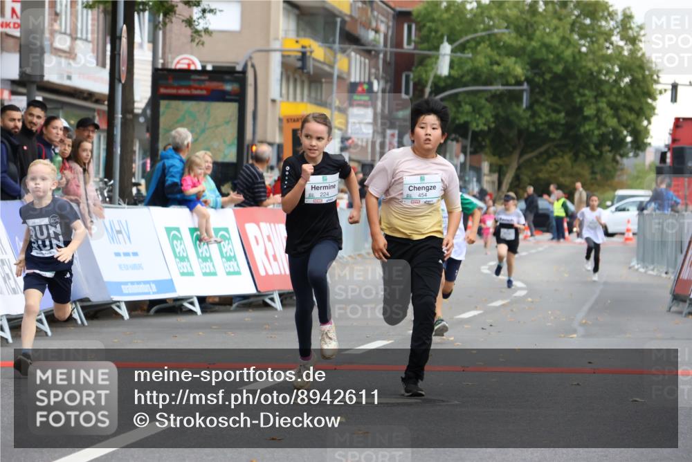 21.09.2025 - PSD Bank Halbmarathon Strokosch-Dieckow http://msf.ph/oto/8942611 21.09.2025 10:31:35 Ziel 122, 224, 287, 326, 352, 404, 414, 454, 463 meine-sportfotos.de