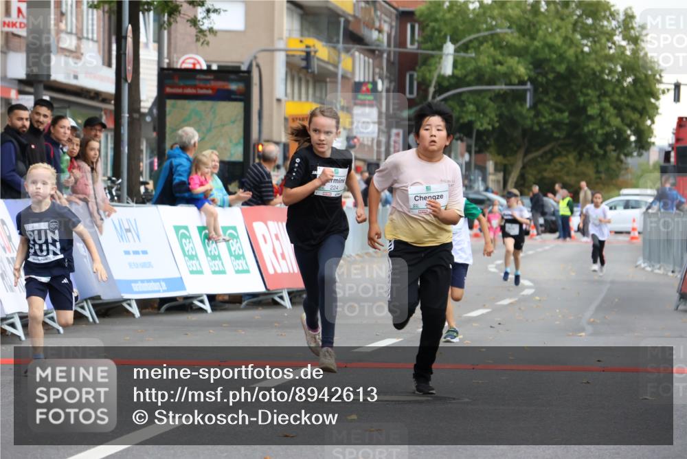 21.09.2025 - PSD Bank Halbmarathon Strokosch-Dieckow http://msf.ph/oto/8942613 21.09.2025 10:31:35 Ziel 122, 224, 287, 326, 352, 404, 414, 454, 463 meine-sportfotos.de