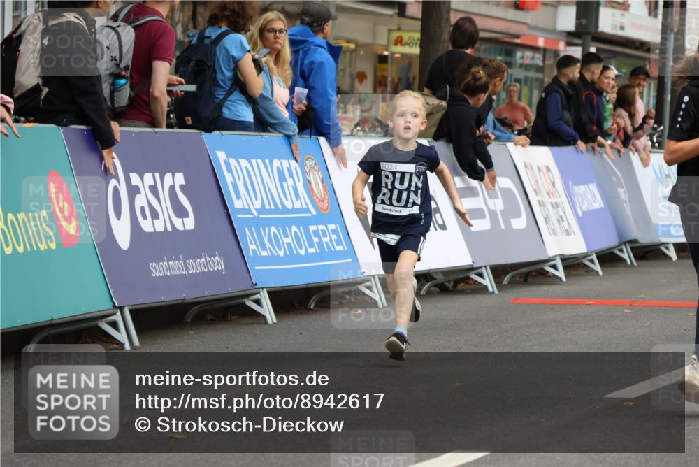 21.09.2025 - PSD Bank Halbmarathon Strokosch-Dieckow http://msf.ph/oto/8942617 21.09.2025 10:31:36 Ziel 122, 224, 287, 352, 404, 414, 454, 463 meine-sportfotos.de