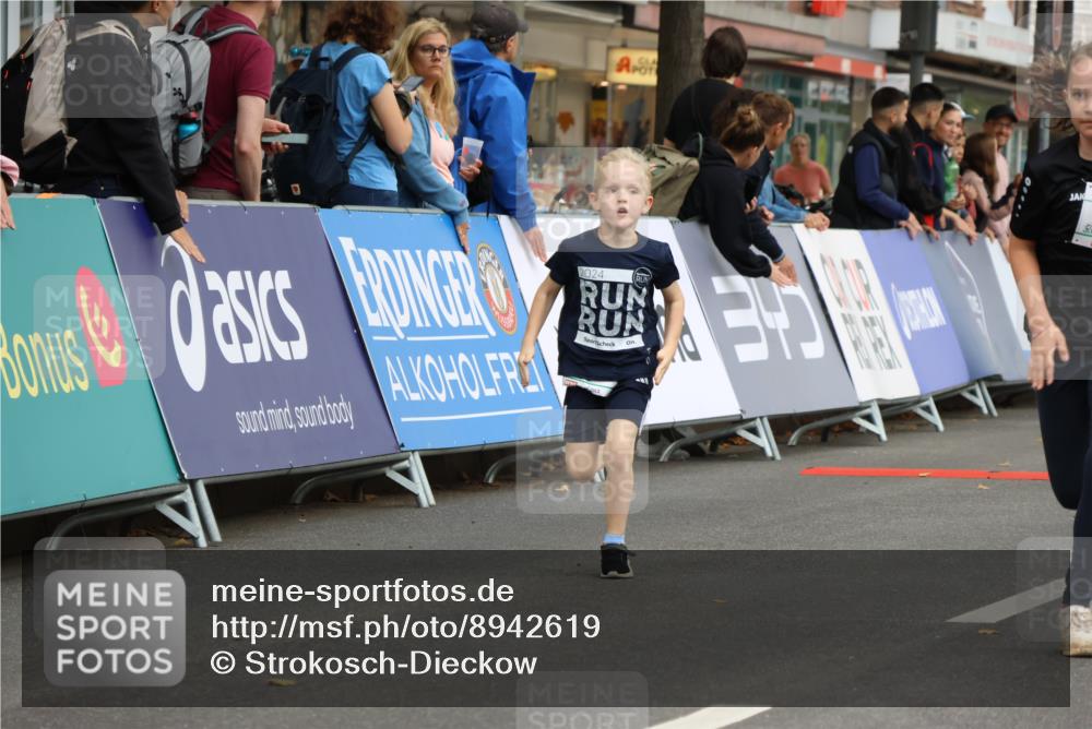 21.09.2025 - PSD Bank Halbmarathon Strokosch-Dieckow http://msf.ph/oto/8942619 21.09.2025 10:31:36 Ziel 122, 224, 287, 352, 404, 414, 454, 463 meine-sportfotos.de