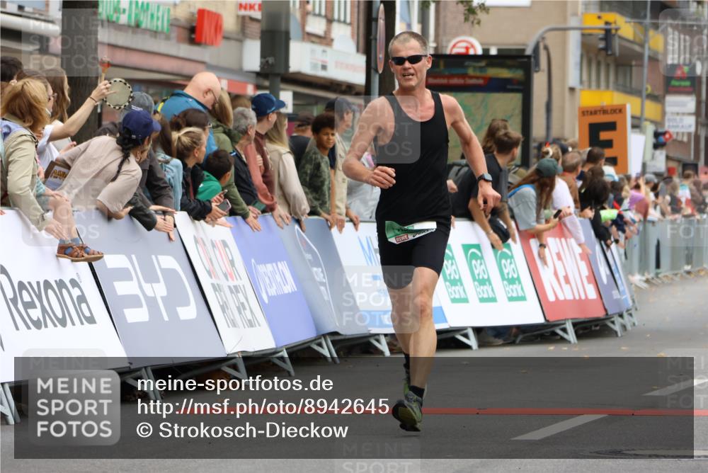 21.09.2025 - PSD Bank Halbmarathon Strokosch-Dieckow http://msf.ph/oto/8942645 21.09.2025 11:32:58 Ziel 1180, 1805, 1822, 1869 meine-sportfotos.de