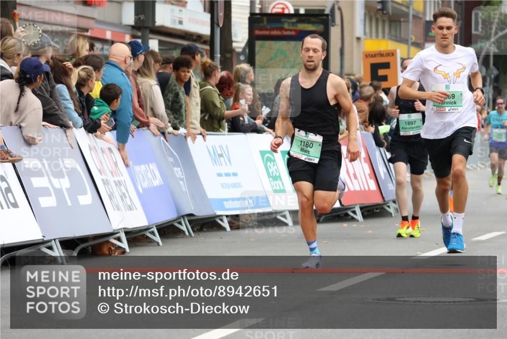 21.09.2025 - PSD Bank Halbmarathon Strokosch-Dieckow http://msf.ph/oto/8942651 21.09.2025 11:33:03 Ziel 1180, 1344, 1805, 1869, 1883, 1891, 1897, 1935, 1961 meine-sportfotos.de