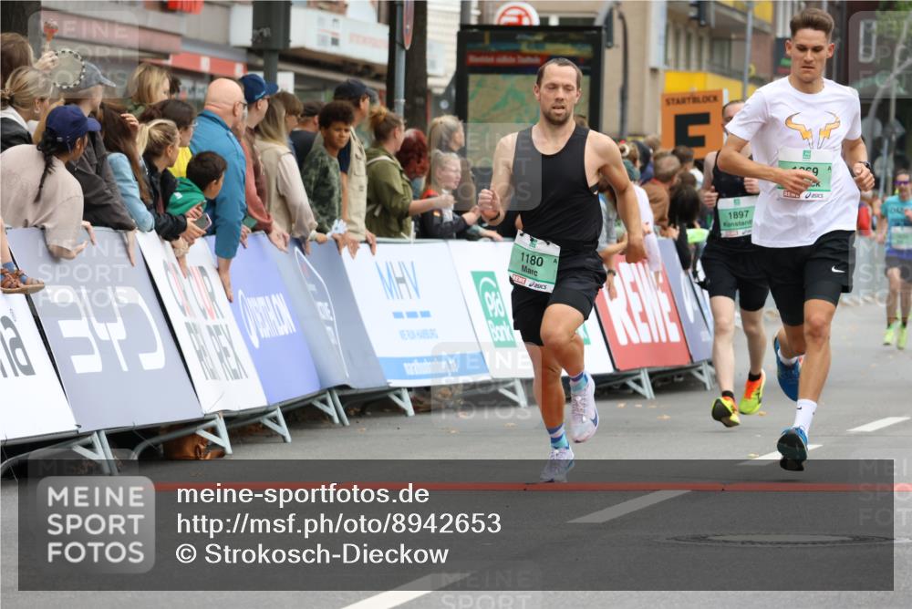 21.09.2025 - PSD Bank Halbmarathon Strokosch-Dieckow http://msf.ph/oto/8942653 21.09.2025 11:33:03 Ziel 1180, 1344, 1805, 1869, 1883, 1891, 1897, 1935, 1961 meine-sportfotos.de
