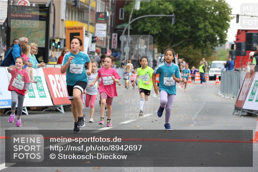 21.09.2025 - PSD Bank Halbmarathon Strokosch-Dieckow http://msf.ph/oto/8942697 21.09.2025 10:32:00 Ziel 110, 135, 137, 208, 259, 260, 293, 309, 322, 336, 369, 427 meine-sportfotos.de
