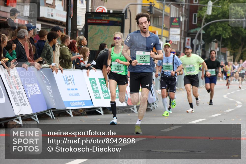 21.09.2025 - PSD Bank Halbmarathon Strokosch-Dieckow http://msf.ph/oto/8942698 21.09.2025 11:33:14 Ziel 1001, 1180, 1344, 1438, 1533, 1869, 1883, 1891, 1897, 1933, 1935, 1961, 2001, 2126, 4000, 4064 meine-sportfotos.de