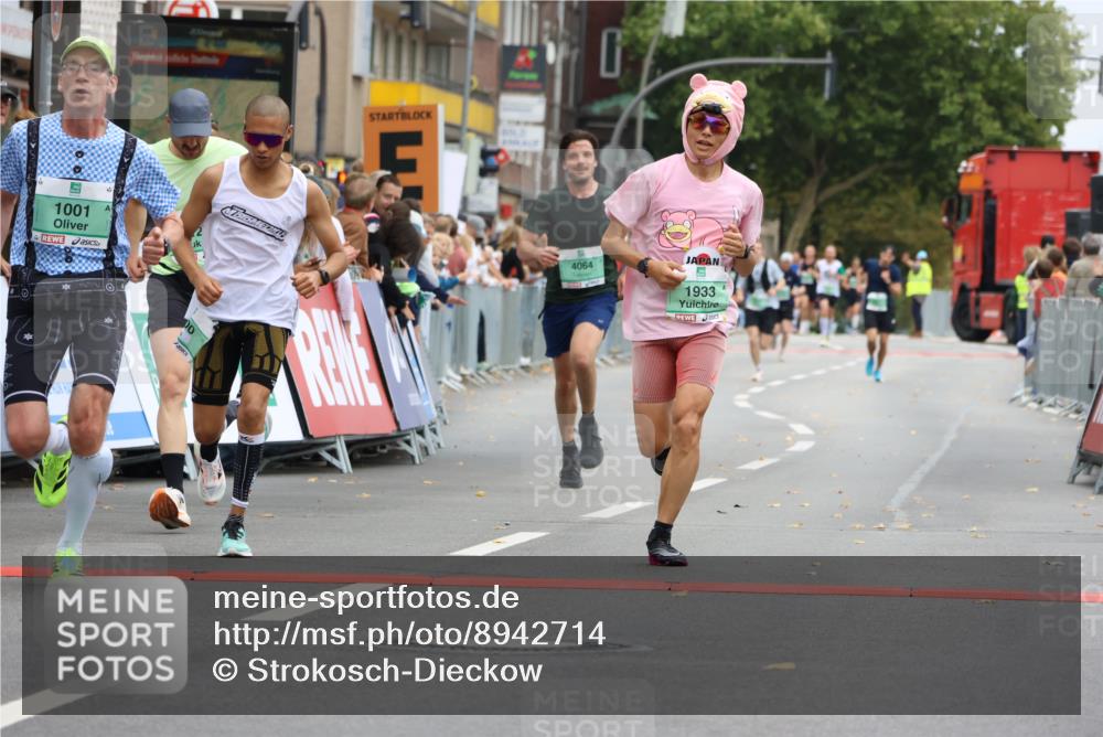 21.09.2025 - PSD Bank Halbmarathon Strokosch-Dieckow http://msf.ph/oto/8942714 21.09.2025 11:33:17 Ziel 1001, 1344, 1438, 1533, 1883, 1933, 1935, 1961, 2001, 2126, 4000, 4064 meine-sportfotos.de