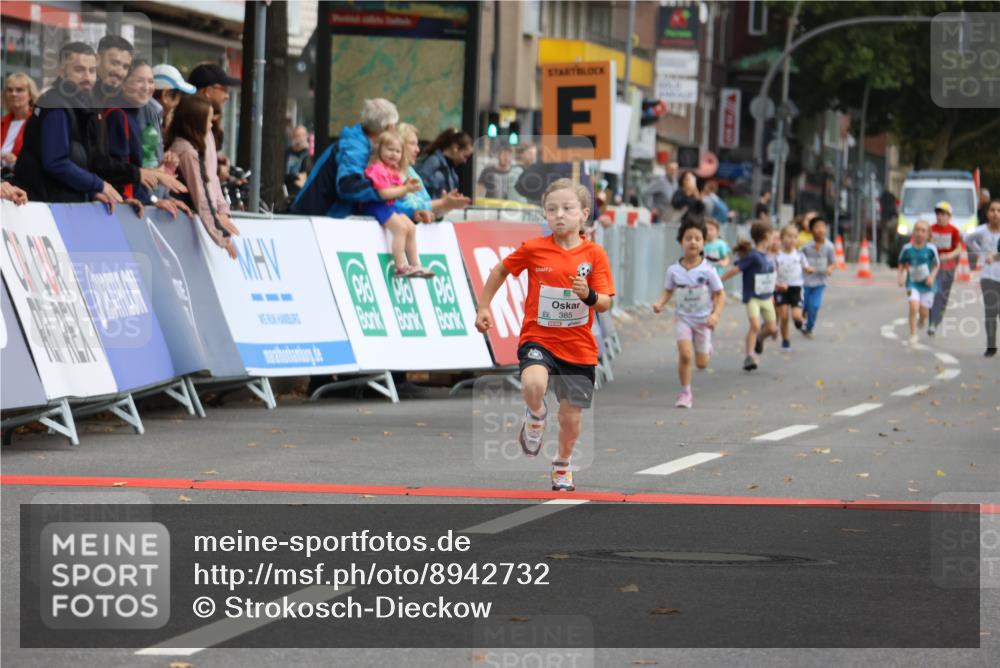 21.09.2025 - PSD Bank Halbmarathon Strokosch-Dieckow http://msf.ph/oto/8942732 21.09.2025 10:32:10 Ziel 135, 137, 259, 260, 293, 309, 322, 368, 369, 385, 427 meine-sportfotos.de