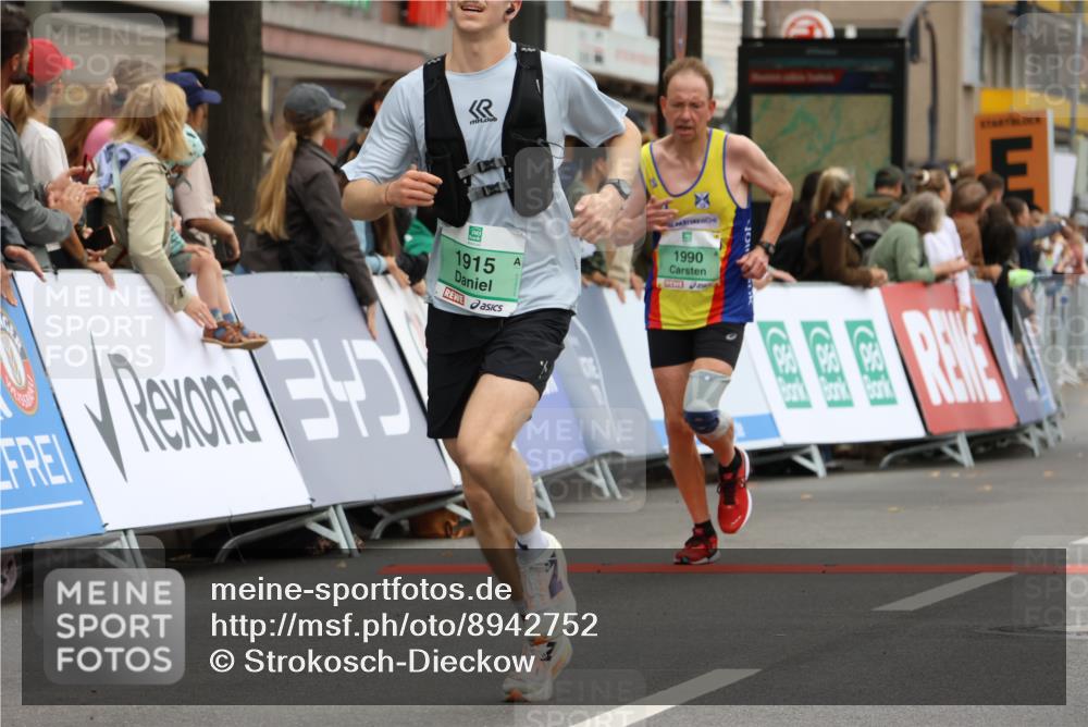 21.09.2025 - PSD Bank Halbmarathon Strokosch-Dieckow http://msf.ph/oto/8942752 21.09.2025 11:33:35 Ziel 1577, 1915, 1936, 1990, 2068 meine-sportfotos.de