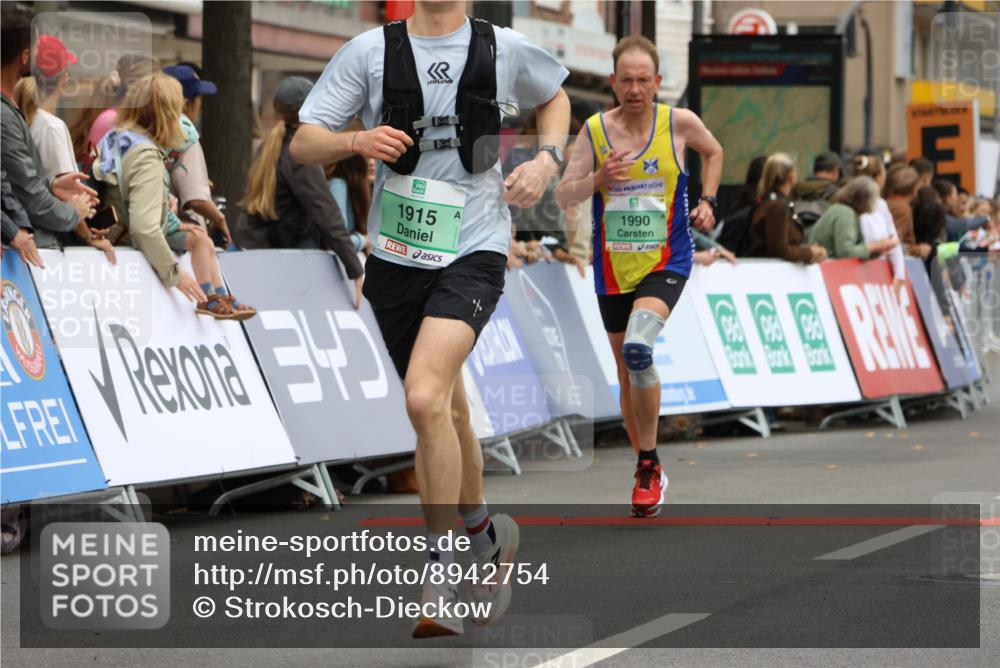 21.09.2025 - PSD Bank Halbmarathon Strokosch-Dieckow http://msf.ph/oto/8942754 21.09.2025 11:33:35 Ziel 1577, 1915, 1936, 1990, 2068 meine-sportfotos.de