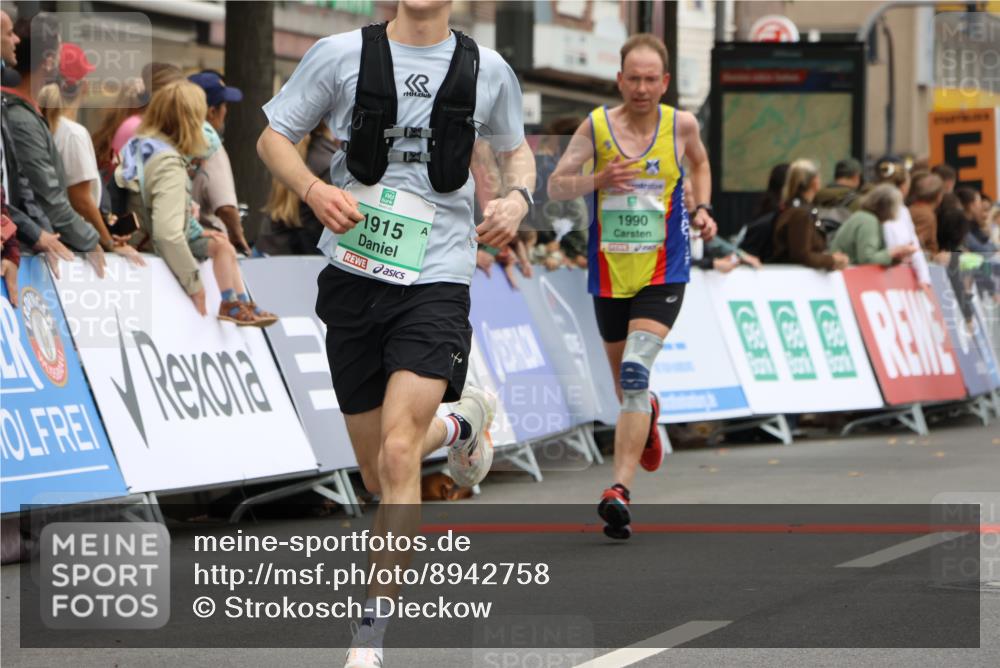 21.09.2025 - PSD Bank Halbmarathon Strokosch-Dieckow http://msf.ph/oto/8942758 21.09.2025 11:33:36 Ziel 1577, 1915, 1936, 1990, 2068 meine-sportfotos.de