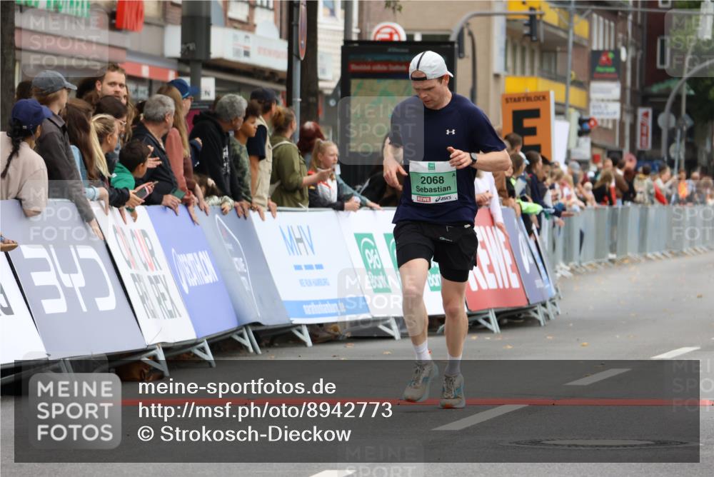 21.09.2025 - PSD Bank Halbmarathon Strokosch-Dieckow http://msf.ph/oto/8942773 21.09.2025 11:33:39 Ziel 1577, 1855, 1915, 1936, 1990, 2014, 2068 meine-sportfotos.de