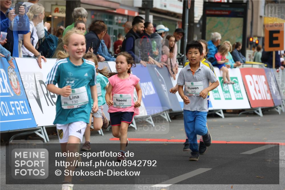 21.09.2025 - PSD Bank Halbmarathon Strokosch-Dieckow http://msf.ph/oto/8942792 21.09.2025 10:32:28 Ziel 130, 133, 159, 173, 238, 273, 282, 312, 364, 372, 429 meine-sportfotos.de
