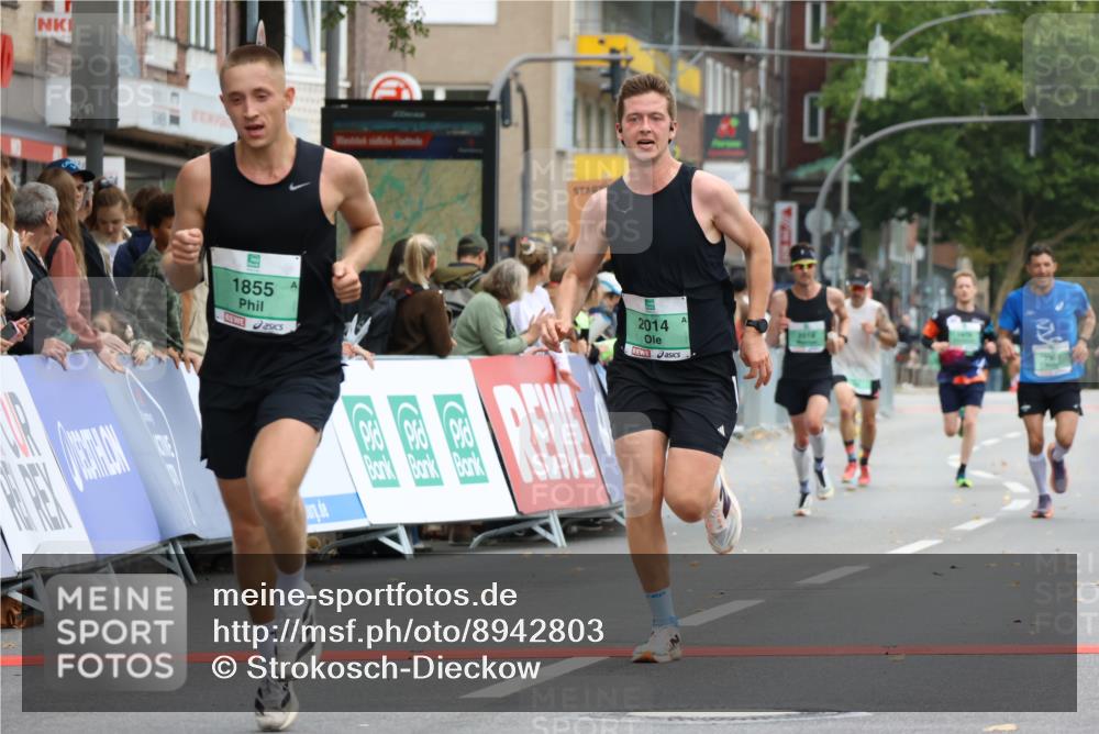 21.09.2025 - PSD Bank Halbmarathon Strokosch-Dieckow http://msf.ph/oto/8942803 21.09.2025 11:33:45 Ziel 1577, 1855, 1990, 2014, 2018, 2068, 3907 meine-sportfotos.de
