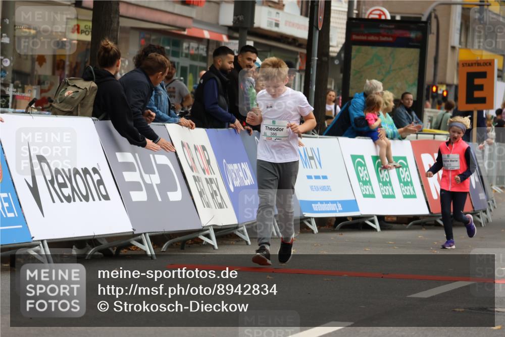 21.09.2025 - PSD Bank Halbmarathon Strokosch-Dieckow http://msf.ph/oto/8942834 21.09.2025 10:32:54 Ziel 156, 291, 386, 394, 410 meine-sportfotos.de