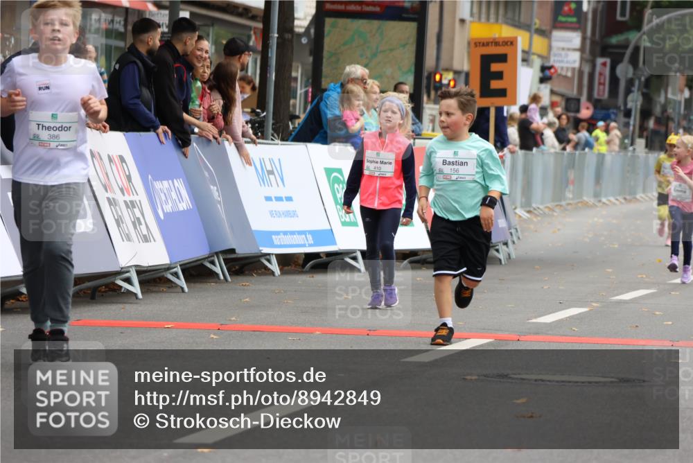 21.09.2025 - PSD Bank Halbmarathon Strokosch-Dieckow http://msf.ph/oto/8942849 21.09.2025 10:32:56 Ziel 156, 291, 295, 386, 410 meine-sportfotos.de