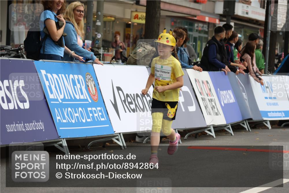 21.09.2025 - PSD Bank Halbmarathon Strokosch-Dieckow http://msf.ph/oto/8942864 21.09.2025 10:33:10 Ziel 121, 295 meine-sportfotos.de