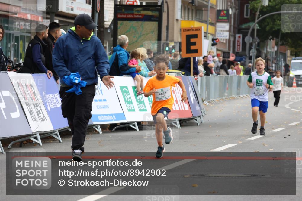 21.09.2025 - PSD Bank Halbmarathon Strokosch-Dieckow http://msf.ph/oto/8942902 21.09.2025 10:33:34 Ziel 308, 363 meine-sportfotos.de