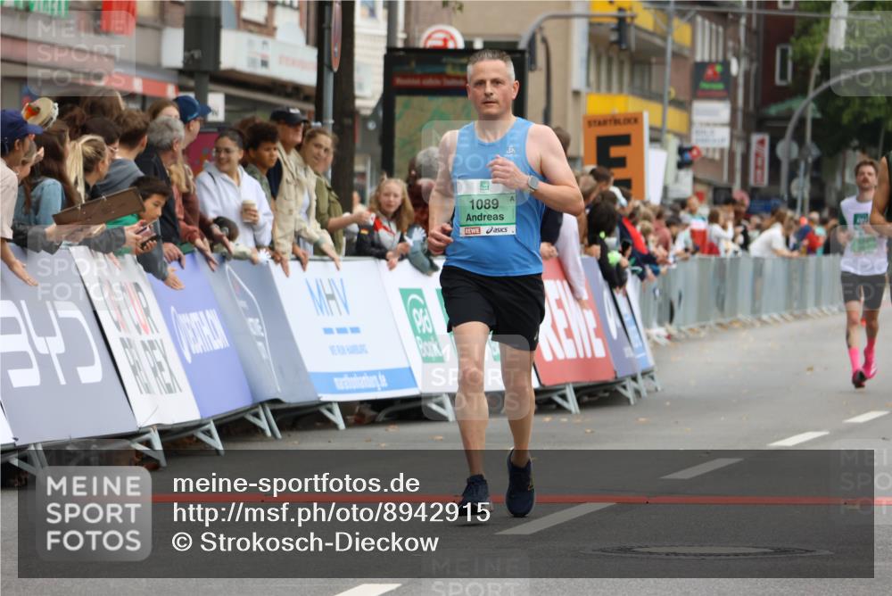 21.09.2025 - PSD Bank Halbmarathon Strokosch-Dieckow http://msf.ph/oto/8942915 21.09.2025 11:34:53 Ziel 1089, 1898, 2007 meine-sportfotos.de