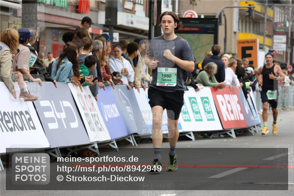 21.09.2025 - PSD Bank Halbmarathon Strokosch-Dieckow http://msf.ph/oto/8942949 21.09.2025 11:35:16 Ziel 1184, 1454, 1980, 1988, 2034, 2035, 2094 meine-sportfotos.de
