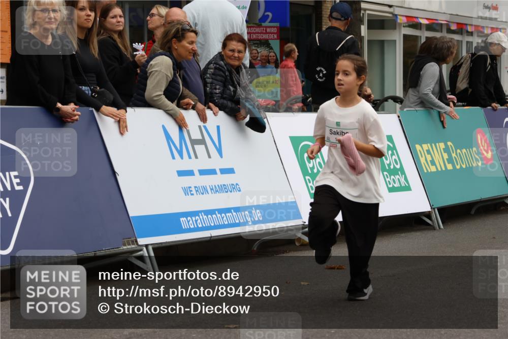 21.09.2025 - PSD Bank Halbmarathon Strokosch-Dieckow http://msf.ph/oto/8942950 21.09.2025 10:33:53 Ziel 185, 186 meine-sportfotos.de