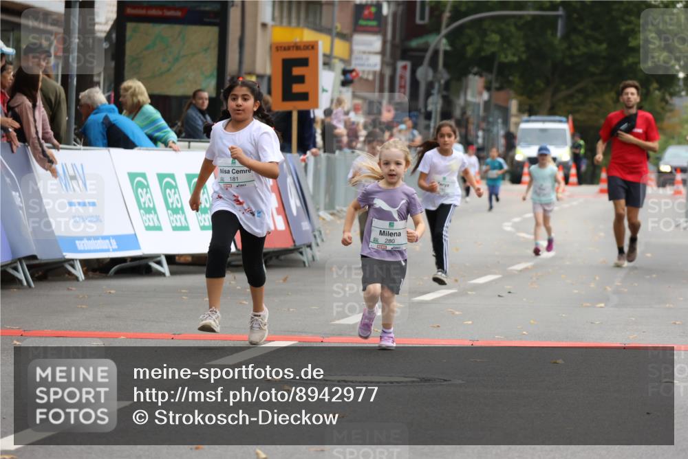 21.09.2025 - PSD Bank Halbmarathon Strokosch-Dieckow http://msf.ph/oto/8942977 21.09.2025 10:34:16 Ziel 180, 181, 188, 280 meine-sportfotos.de