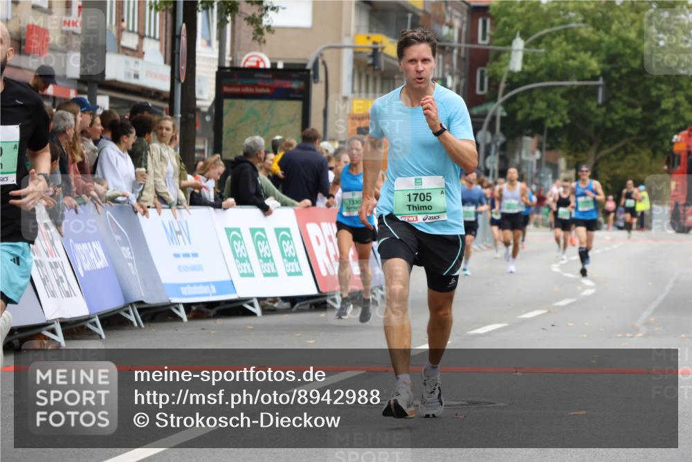 21.09.2025 - PSD Bank Halbmarathon Strokosch-Dieckow http://msf.ph/oto/8942988 21.09.2025 11:35:34 Ziel 1330, 1705, 2000, 2050 meine-sportfotos.de