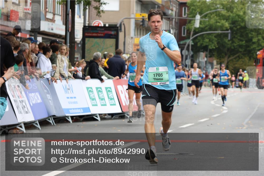 21.09.2025 - PSD Bank Halbmarathon Strokosch-Dieckow http://msf.ph/oto/8942990 21.09.2025 11:35:34 Ziel 1330, 1705, 2000, 2050 meine-sportfotos.de