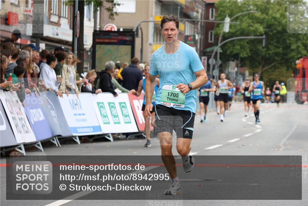 21.09.2025 - PSD Bank Halbmarathon Strokosch-Dieckow http://msf.ph/oto/8942995 21.09.2025 11:35:34 Ziel 1330, 1705, 2000, 2050 meine-sportfotos.de