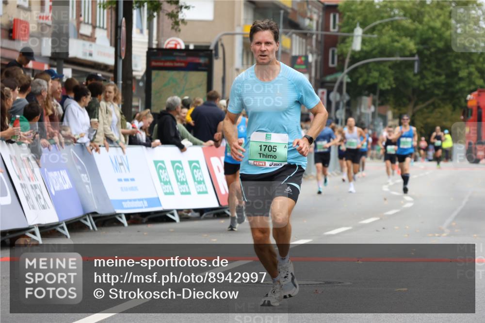21.09.2025 - PSD Bank Halbmarathon Strokosch-Dieckow http://msf.ph/oto/8942997 21.09.2025 11:35:34 Ziel 1330, 1705, 2000, 2050 meine-sportfotos.de