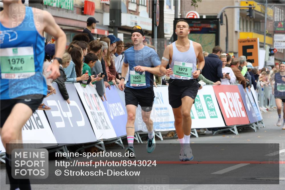 21.09.2025 - PSD Bank Halbmarathon Strokosch-Dieckow http://msf.ph/oto/8943024 21.09.2025 11:35:44 Ziel 1330, 1921, 1922, 1973, 1976, 2110 meine-sportfotos.de