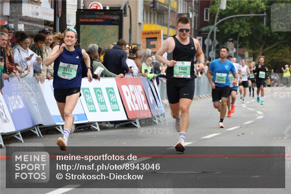 21.09.2025 - PSD Bank Halbmarathon Strokosch-Dieckow http://msf.ph/oto/8943046 21.09.2025 11:35:49 Ziel 1426, 1921, 1922, 1973, 1976, 2110 meine-sportfotos.de