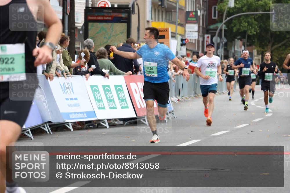 21.09.2025 - PSD Bank Halbmarathon Strokosch-Dieckow http://msf.ph/oto/8943058 21.09.2025 11:35:52 Ziel 1426, 1921, 1922, 1971, 1973, 1976, 2051, 2110 meine-sportfotos.de