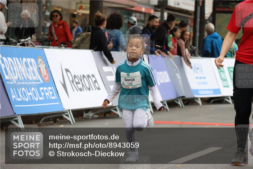 21.09.2025 - PSD Bank Halbmarathon Strokosch-Dieckow http://msf.ph/oto/8943059 21.09.2025 10:35:01 Ziel 136 meine-sportfotos.de