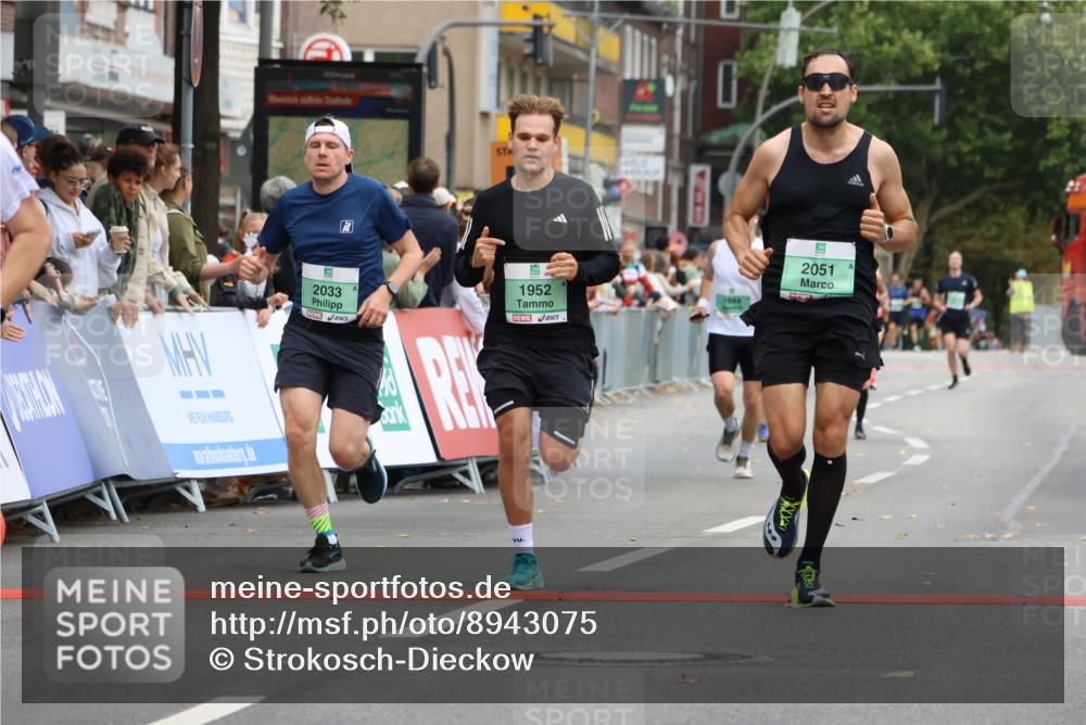 21.09.2025 - PSD Bank Halbmarathon Strokosch-Dieckow http://msf.ph/oto/8943075 21.09.2025 11:35:58 Ziel 1044, 1426, 1922, 1952, 1971, 2033, 2051, 2110 meine-sportfotos.de