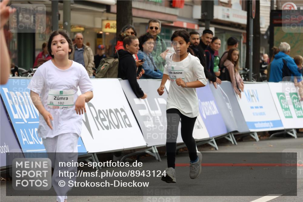 21.09.2025 - PSD Bank Halbmarathon Strokosch-Dieckow http://msf.ph/oto/8943124 21.09.2025 10:36:04 Ziel 176, 182, 184, 187 meine-sportfotos.de