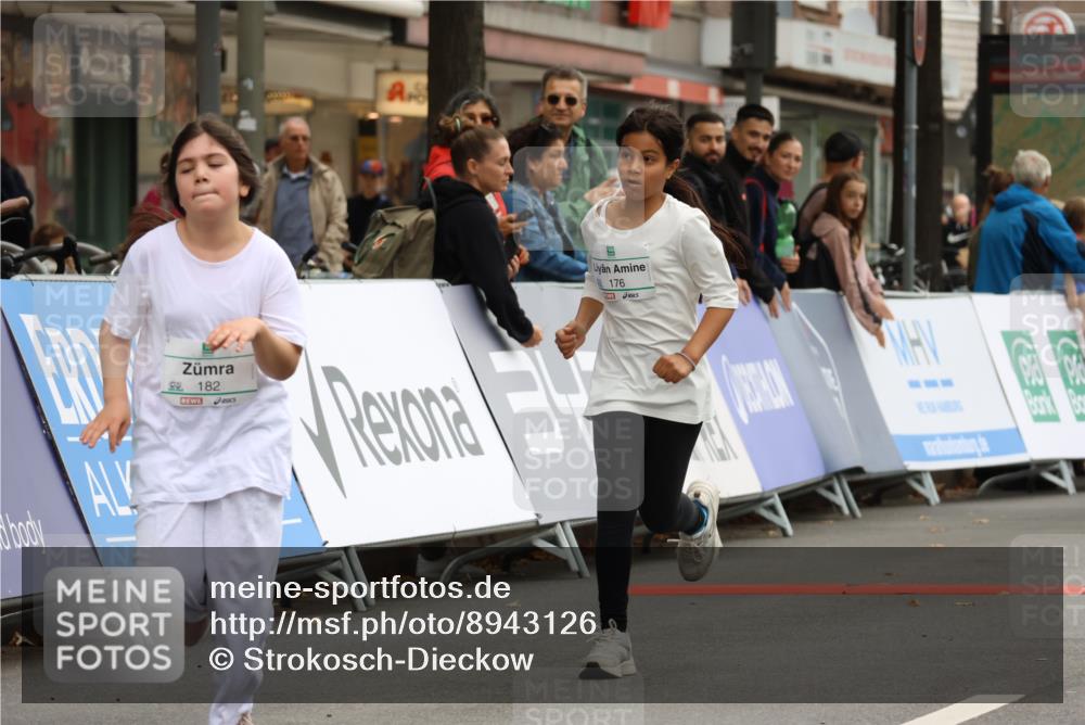 21.09.2025 - PSD Bank Halbmarathon Strokosch-Dieckow http://msf.ph/oto/8943126 21.09.2025 10:36:04 Ziel 176, 182, 184, 187 meine-sportfotos.de