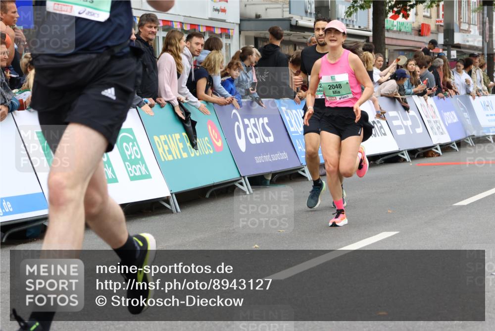 21.09.2025 - PSD Bank Halbmarathon Strokosch-Dieckow http://msf.ph/oto/8943127 21.09.2025 11:36:16 Ziel 1060, 1977, 2023, 2048, 2128 meine-sportfotos.de