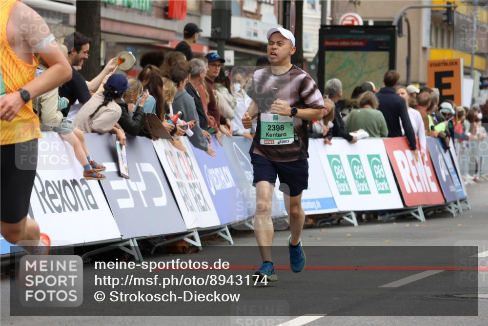 21.09.2025 - PSD Bank Halbmarathon Strokosch-Dieckow http://msf.ph/oto/8943174 21.09.2025 11:36:40 Ziel 1421, 1563, 1646, 1910, 2030, 2398 meine-sportfotos.de