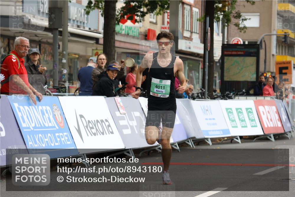 21.09.2025 - PSD Bank Halbmarathon Strokosch-Dieckow http://msf.ph/oto/8943180 21.09.2025 11:06:58 Ziel 4011 meine-sportfotos.de