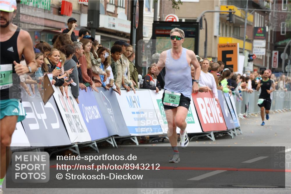 21.09.2025 - PSD Bank Halbmarathon Strokosch-Dieckow http://msf.ph/oto/8943212 21.09.2025 11:36:59 Ziel 1420, 1902, 2031 meine-sportfotos.de