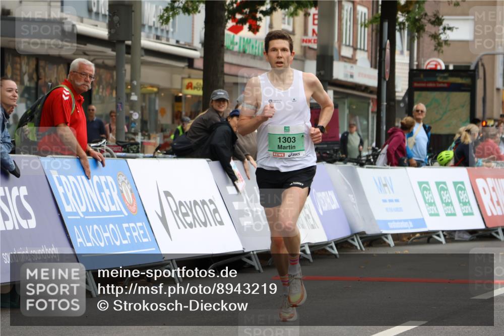 21.09.2025 - PSD Bank Halbmarathon Strokosch-Dieckow http://msf.ph/oto/8943219 21.09.2025 11:09:46 Ziel 1303 meine-sportfotos.de