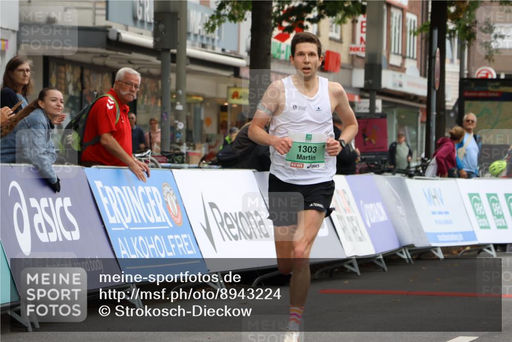 21.09.2025 - PSD Bank Halbmarathon Strokosch-Dieckow http://msf.ph/oto/8943224 21.09.2025 11:09:46 Ziel 1303 meine-sportfotos.de