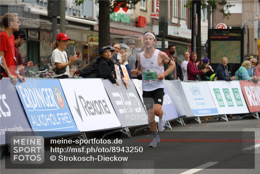 21.09.2025 - PSD Bank Halbmarathon Strokosch-Dieckow http://msf.ph/oto/8943250 21.09.2025 11:12:37 Ziel 1807 meine-sportfotos.de