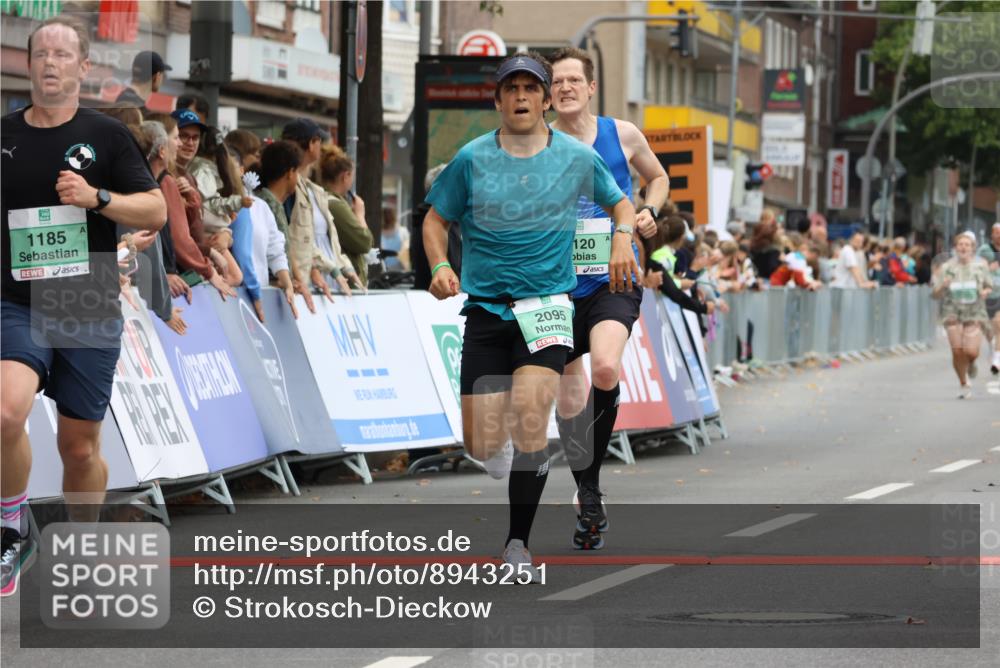 21.09.2025 - PSD Bank Halbmarathon Strokosch-Dieckow http://msf.ph/oto/8943251 21.09.2025 11:37:21 Ziel 1185, 1998, 2032, 2095, 2120 meine-sportfotos.de