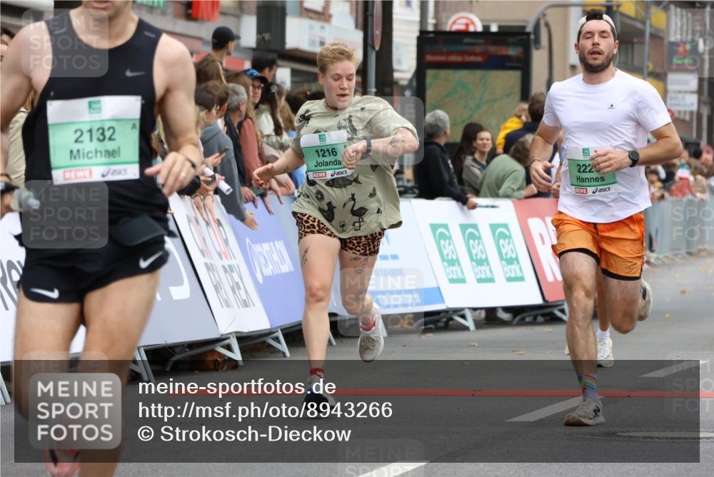 21.09.2025 - PSD Bank Halbmarathon Strokosch-Dieckow http://msf.ph/oto/8943266 21.09.2025 11:37:31 Ziel 1216, 2017, 2120, 2132, 2226, 3999 meine-sportfotos.de